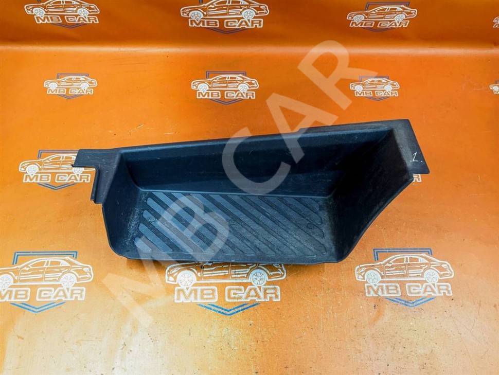 Накладка MERCEDES-BENZ Sprinter W901-905 (1995 - 2006) фото 1 — Разборка Мерседес