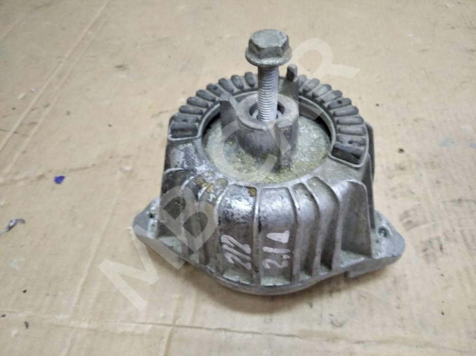 Опора двигателя MERCEDES-BENZ E-класс W212/S212/C207/A207 рестайлинг (2013 - 2016) фото 1 &mdash; Разборка Мерседес