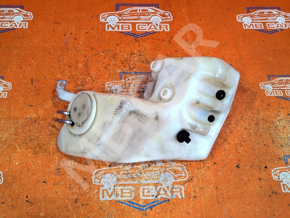 Бачок омывателя MERCEDES-BENZ S-класс W220 (1998 - 2005) фото 1 — Разборка Мерседес