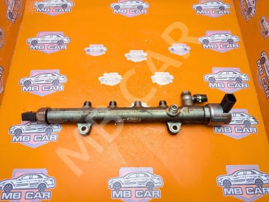 Рампа топливная MERCEDES-BENZ C-класс W204/S204/С204 рестайлинг (2011 - 2015) &mdash; Разборка Мерседес