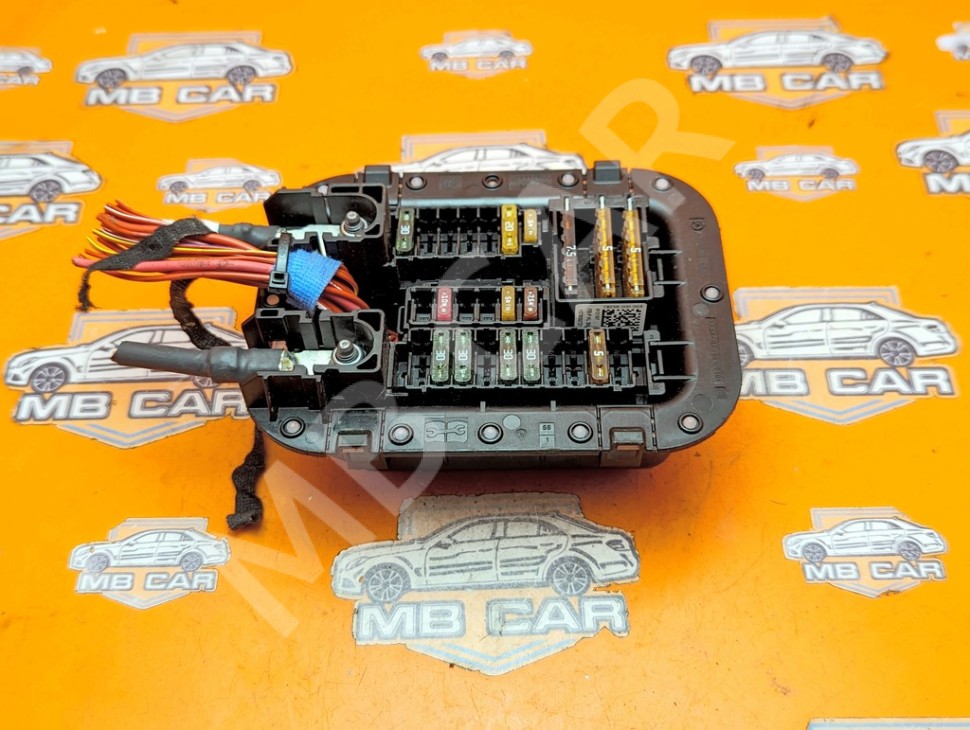 Блок предохранителей MERCEDES-BENZ C-класс W205/S205/C205/A205 (2014 - 2018) фото 1 — Разборка Мерседес