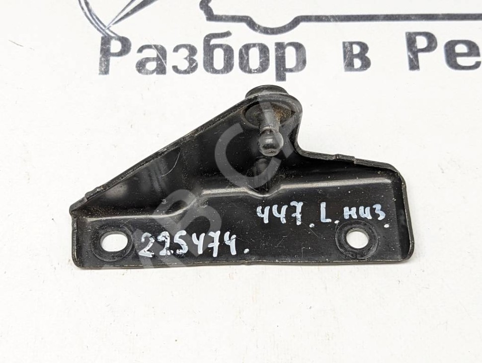 Кронштейн MERCEDES-BENZ V-класс W447 (2014 - 2025) фото 1 — Разборка Мерседес