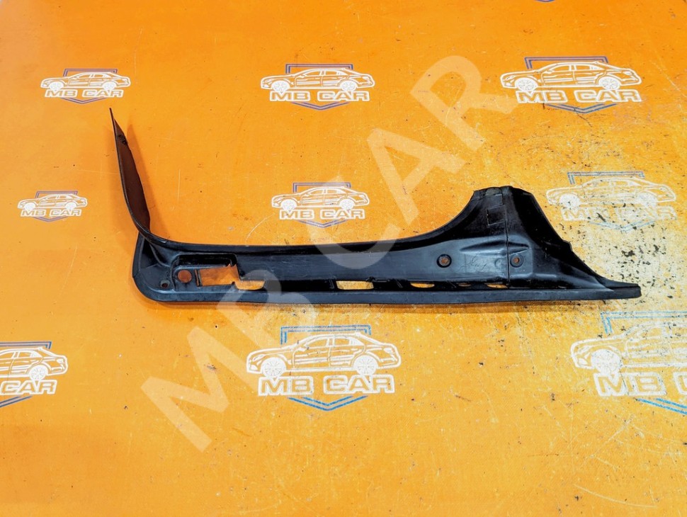 Водосток MERCEDES-BENZ S-класс W220 (1998 - 2005) фото 1 — Разборка Мерседес