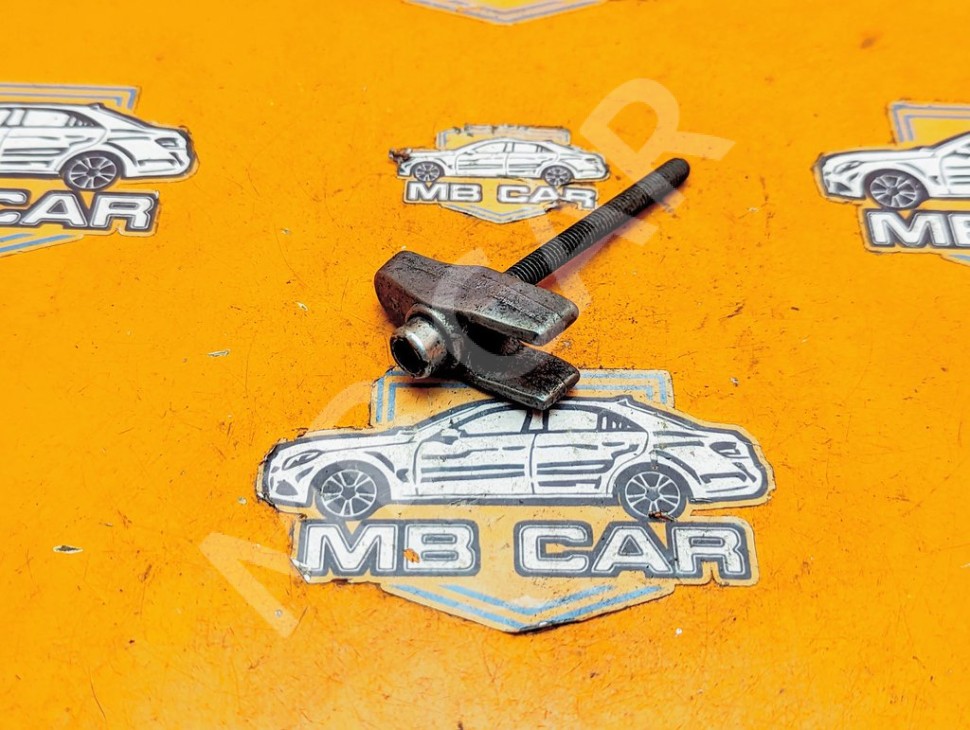 Кронштейн крепления форсунок MERCEDES-BENZ M-класс W163 рестайлинг (2001 - 2005) фото 1 &mdash; Разборка Мерседес