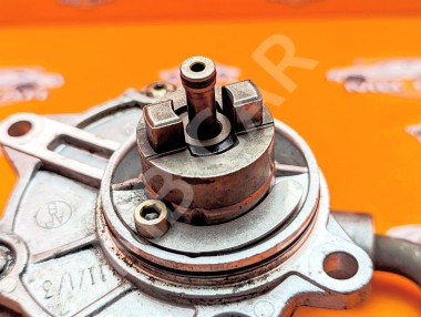 Насос вакуумный MERCEDES-BENZ Vito W638 (1996 - 2003) — Разборка Мерседес