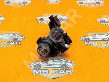 Личинки дверей MERCEDES-BENZ C-класс W204/S204/С204 рестайлинг (2011 - 2015) &mdash; Разборка Мерседес