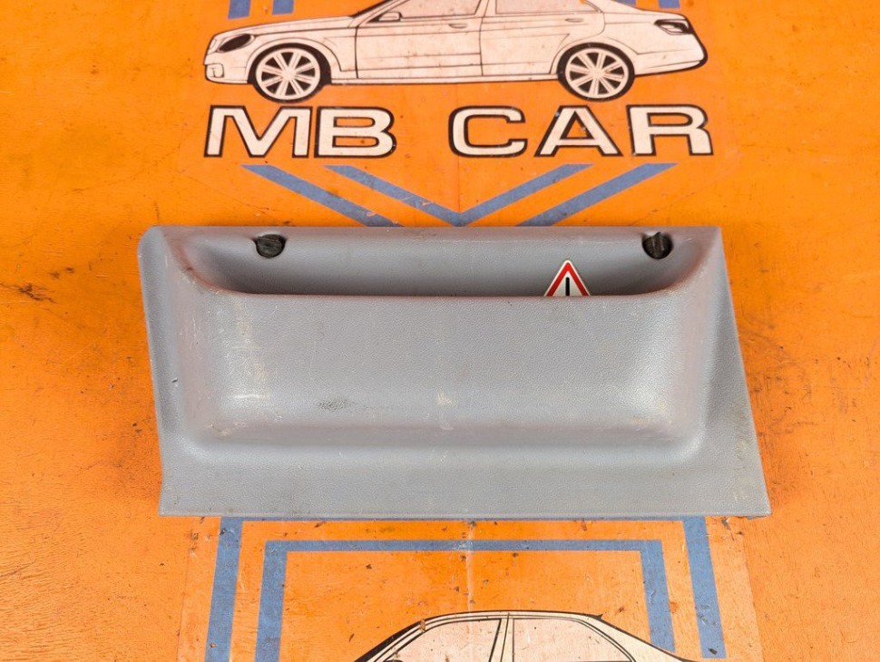 Крышка MERCEDES-BENZ V-класс W638/W639 (1996 - 2003) V 220 2.1 D AT (122 л.с.) фото 1 &mdash; Разборка Мерседес