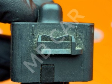 Кнопка регулировки зеркал MERCEDES-BENZ W124 W124/S124/C124/A124 (1984 - 1993) — Разборка Мерседес