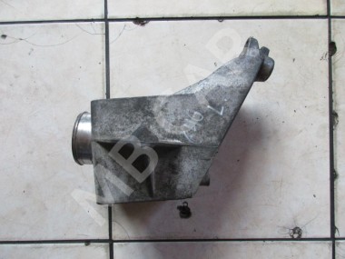 Лапа левая MERCEDES-BENZ Vito W639 (2003 - 2010) — Разборка Мерседес