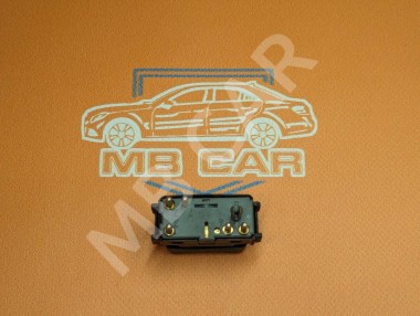 Кнопка стеклоподъемников MERCEDES-BENZ S-класс W140 (1991 - 1998) — Разборка Мерседес