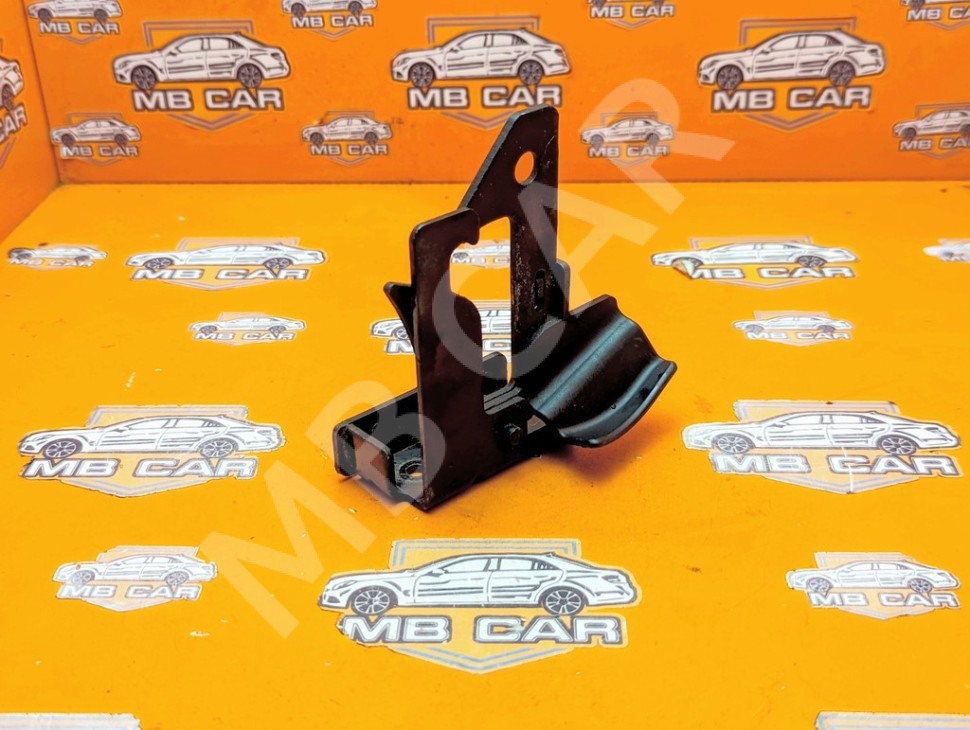 Замок капота MERCEDES-BENZ GLE-класс W166 (2015 - 2018) фото 1 — Разборка Мерседес