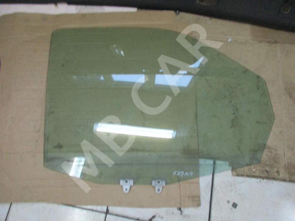 Стекло переднее правое MERCEDES-BENZ Vito W638 (1996 - 2003) фото 1 — Разборка Мерседес