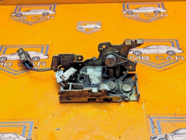 Замок двери сдвижной MERCEDES-BENZ V-класс W638/W639 (1996 - 2003) V 220 2.1 D AT (122 л.с.) &mdash; Разборка Мерседес