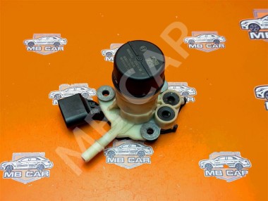 Насос AdBlue MERCEDES-BENZ GLS-класс X166 (2015 - 2019) — Разборка Мерседес