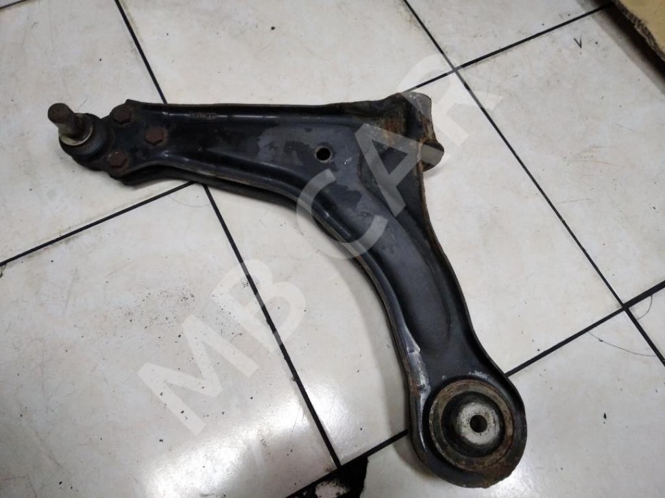 Рычаг передний нижний левый MERCEDES-BENZ Vito W638 (1996 - 2003) фото 1 — Разборка Мерседес
