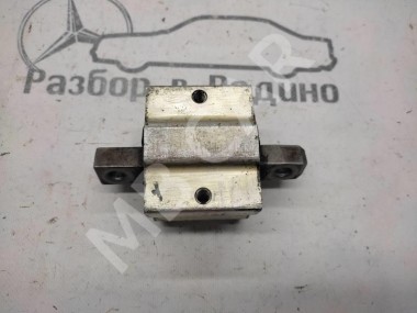 Опора КПП MERCEDES-BENZ E-класс W211/S211 (2002 - 2006) — Разборка Мерседес