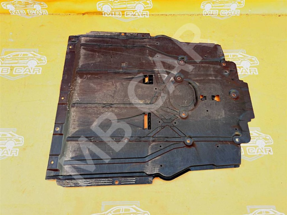 Защита двигателя MERCEDES-BENZ A-класс W177 (2018 - 2023) фото 1 — Разборка Мерседес