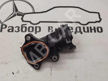 Фланец системы охлаждения MERCEDES-BENZ C-класс W204/S204 (2006 - 2011) — Разборка Мерседес