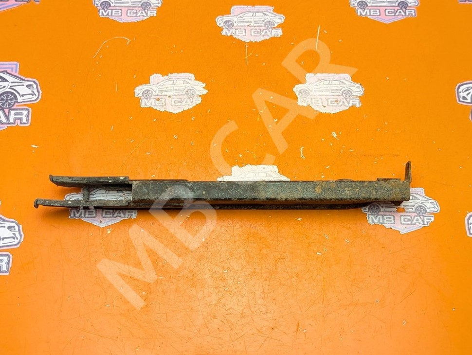 Кронштейн крепления бампера MERCEDES-BENZ S-класс W220 (1998 - 2005) фото 1 &mdash; Разборка Мерседес