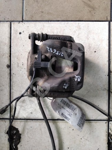 Суппорт передний правый MERCEDES-BENZ CLA-класс C117/X117 (2013 - 2016) — Разборка Мерседес