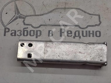 Кронштейн крепления бампера MERCEDES-BENZ C-класс W205/S205/C205/A205 (2014 - 2018) — Разборка Мерседес