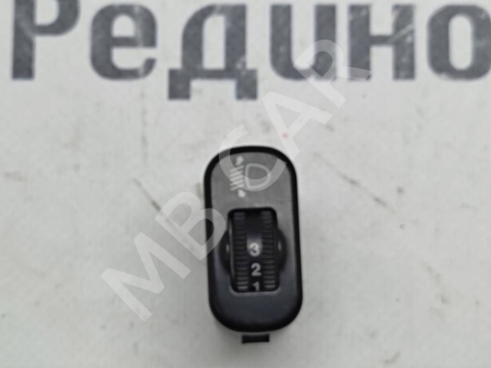 Кнопка корректора фар MERCEDES-BENZ Sprinter w904 фото 1 — Разборка Мерседес