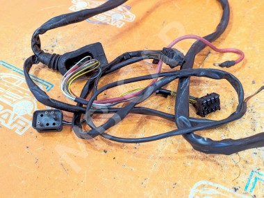 Проводка подкапотная MERCEDES-BENZ E-класс W124/S124/C124/A124 (1984 - 1997) — Разборка Мерседес