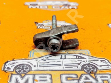 Кронштейн крепления форсунок MERCEDES-BENZ M-класс W163 рестайлинг (2001 - 2005) &mdash; Разборка Мерседес