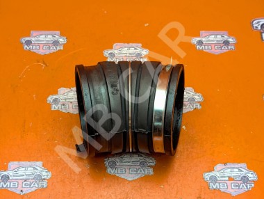 Патрубок воздушный MERCEDES-BENZ C-класс W203/S203/CL203 (2000 - 2004) — Разборка Мерседес