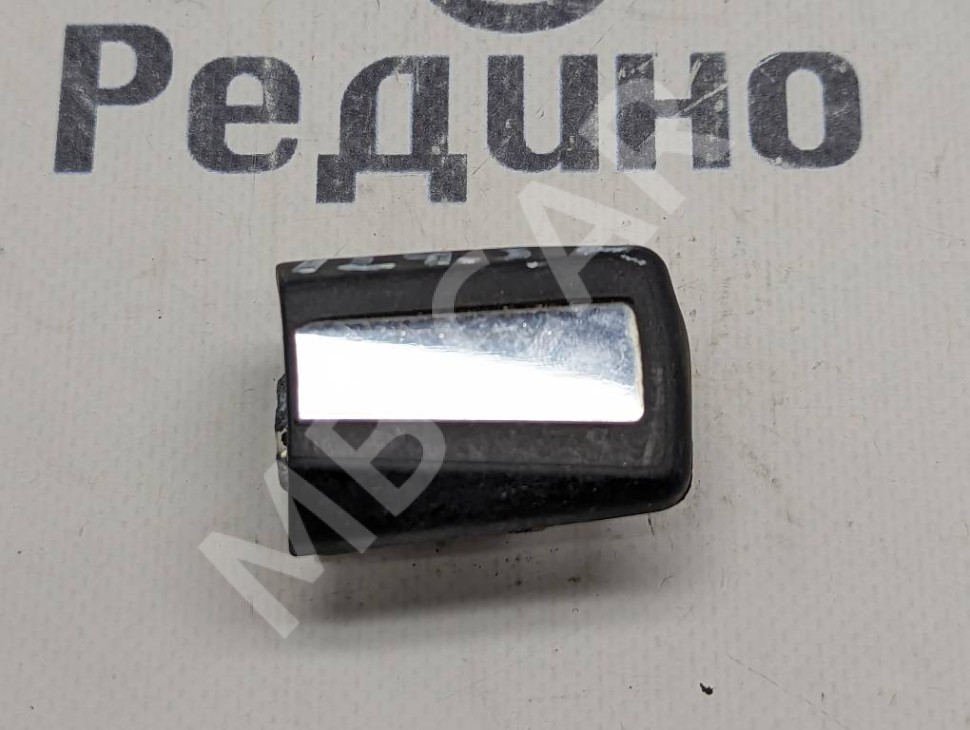 Крышка ручки двери MERCEDES-BENZ W124 W124/S124/C124/A124 (1984 - 1993) фото 1 — Разборка Мерседес