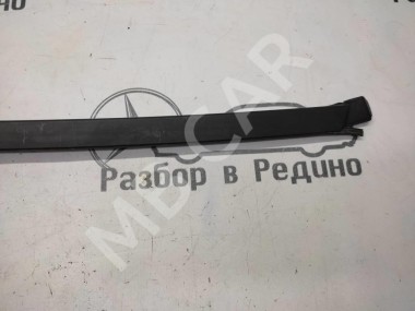 Молдинг лобового стекла MERCEDES-BENZ C-класс W203/S203/CL203 рестайлинг (2004 - 2008) — Разборка Мерседес
