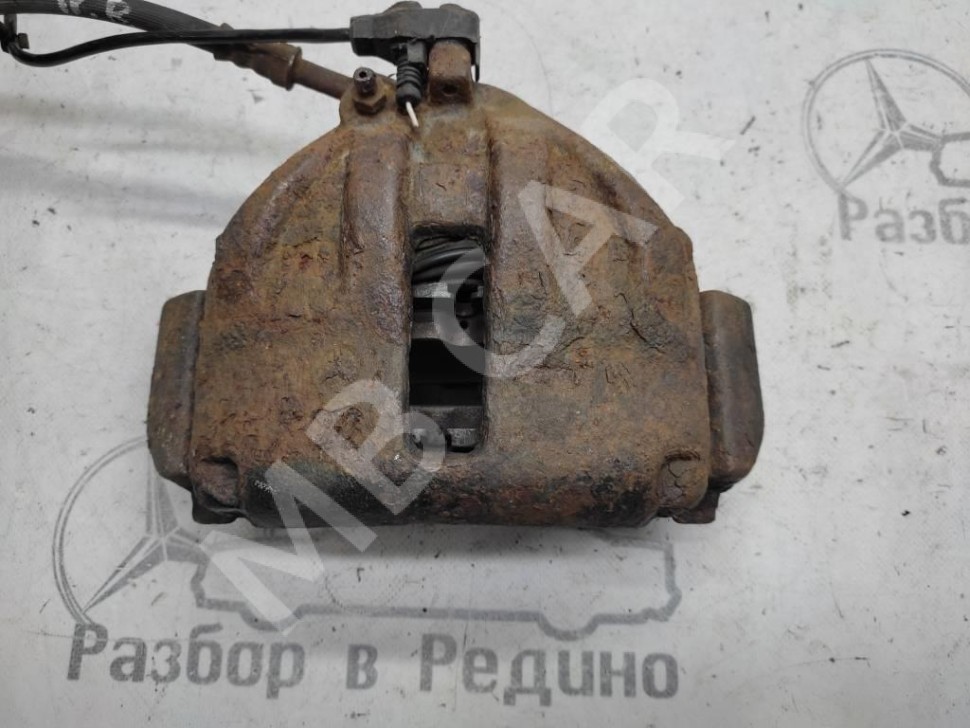 Суппорт передний правый MERCEDES-BENZ Vito W638 (1996 - 2003) фото 1 — Разборка Мерседес