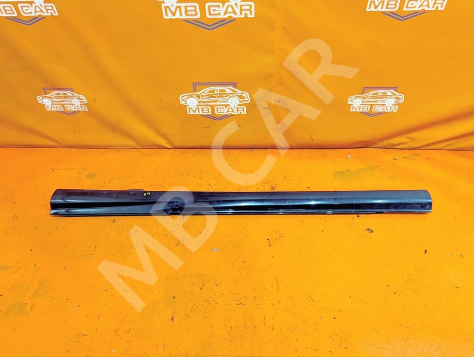 Порог пластиковый левый MERCEDES-BENZ C-класс W204/S204 (2006 - 2011) фото 1 &mdash; Разборка Мерседес