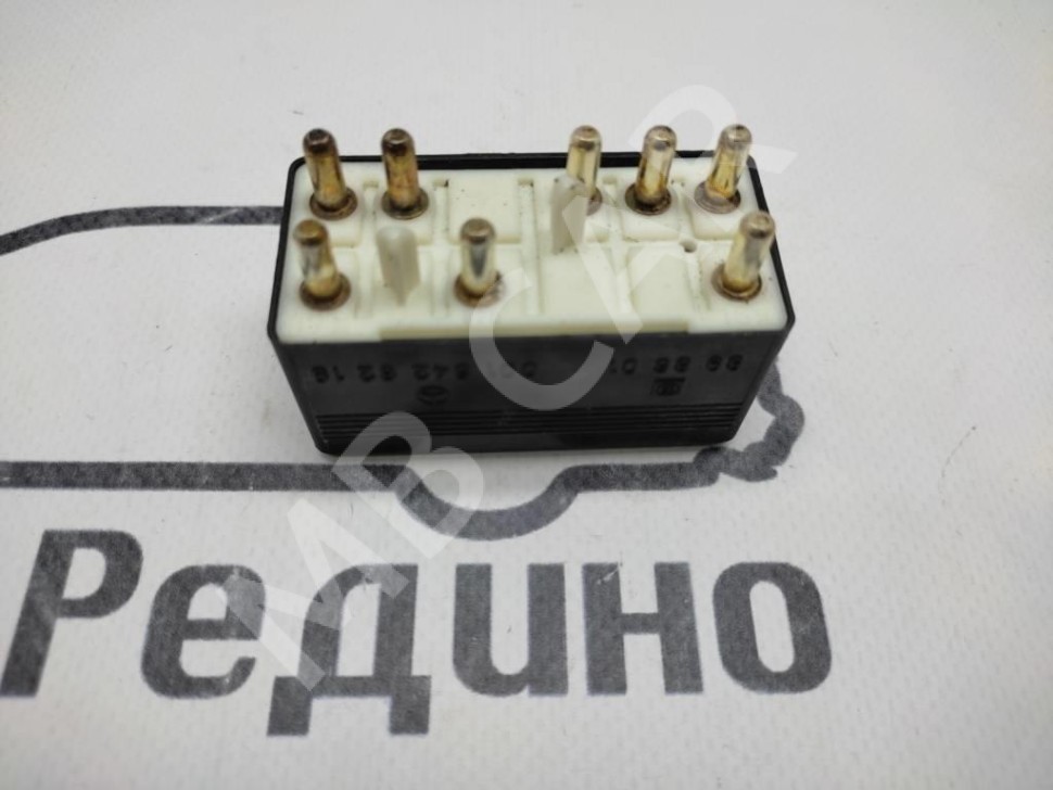 Реле вентилятора MERCEDES-BENZ S-класс W140 (1991 - 1998) фото 1 — Разборка Мерседес