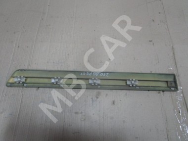 Молдинг двери MERCEDES-BENZ E-класс W210/S210 (1995 - 1999) — Разборка Мерседес