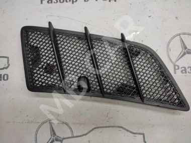 Решетка капота MERCEDES-BENZ M-класс W164 (2005 - 2008) — Разборка Мерседес