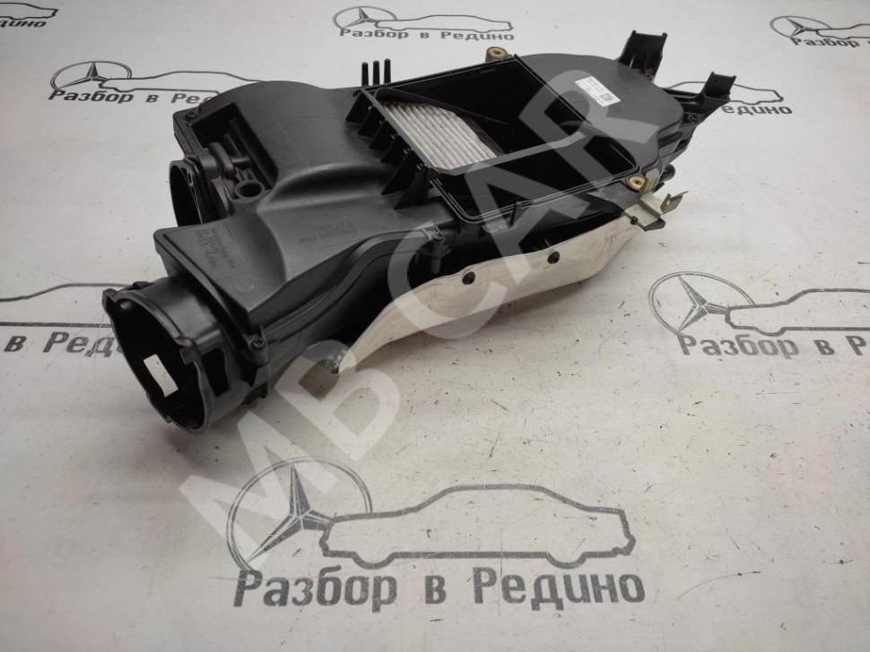 Корпус воздушного фильтра MERCEDES-BENZ GLC-класс X253 (2015 - 2019) фото 1 — Разборка Мерседес