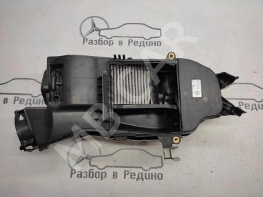 Корпус воздушного фильтра MERCEDES-BENZ GLC-класс X253 (2015 - 2019) — Разборка Мерседес