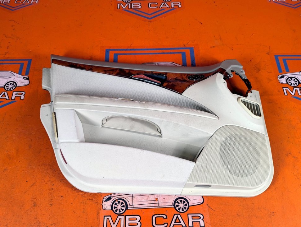 Карта двери передняя левая MERCEDES-BENZ E-класс W211/S211 (2002 - 2006) E 320 CDI 3.2 AT (204 л.с.) фото 1 &mdash; Разборка Мерседес