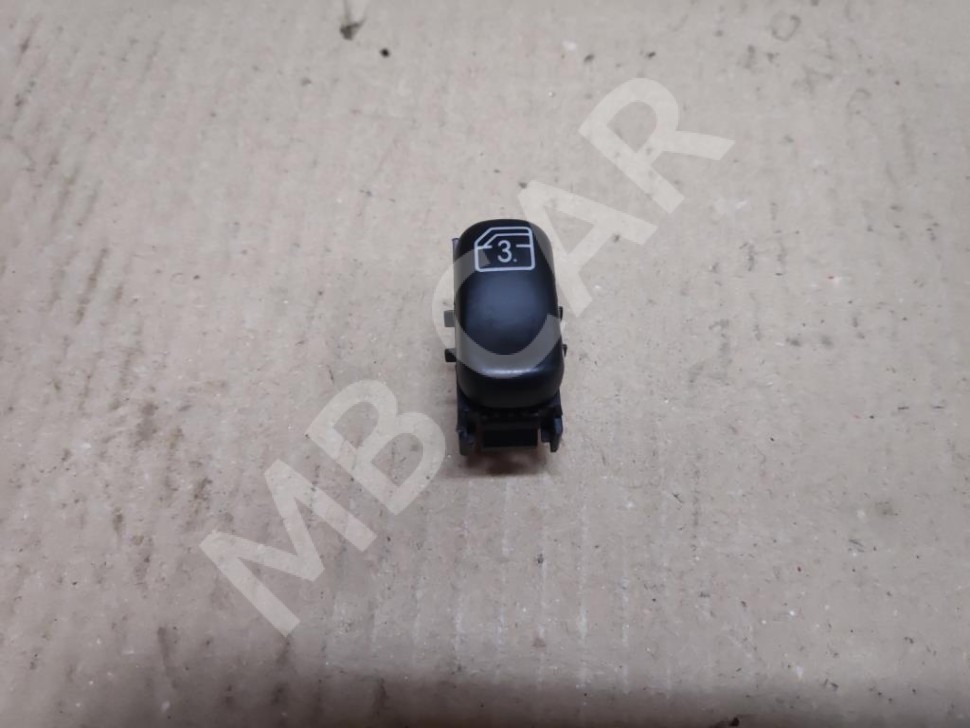 Кнопка стеклоподъемников MERCEDES-BENZ M-класс W163 (1997 - 2001) фото 1 &mdash; Разборка Мерседес