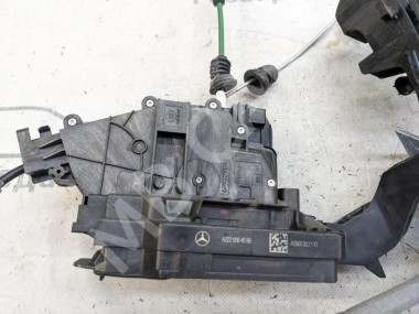 Замок двери задней левой MERCEDES-BENZ GLC-класс AMG X253 (2016 - 2019) — Разборка Мерседес
