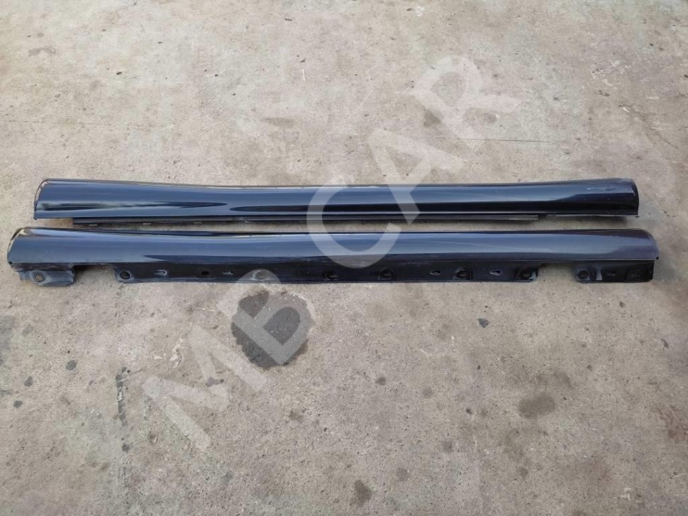 Порог пластиковый левый MERCEDES-BENZ C-класс W203/S203/CL203 рестайлинг (2004 - 2008) фото 1 — Разборка Мерседес