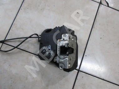 Замок двери передней правой MERCEDES-BENZ CLK-класс C209/A209 (2002 - 2005) — Разборка Мерседес