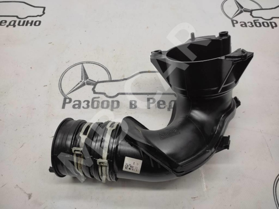 Патрубок впускного коллектора MERCEDES-BENZ C-класс W204/S204 (2006 - 2011) фото 1 — Разборка Мерседес