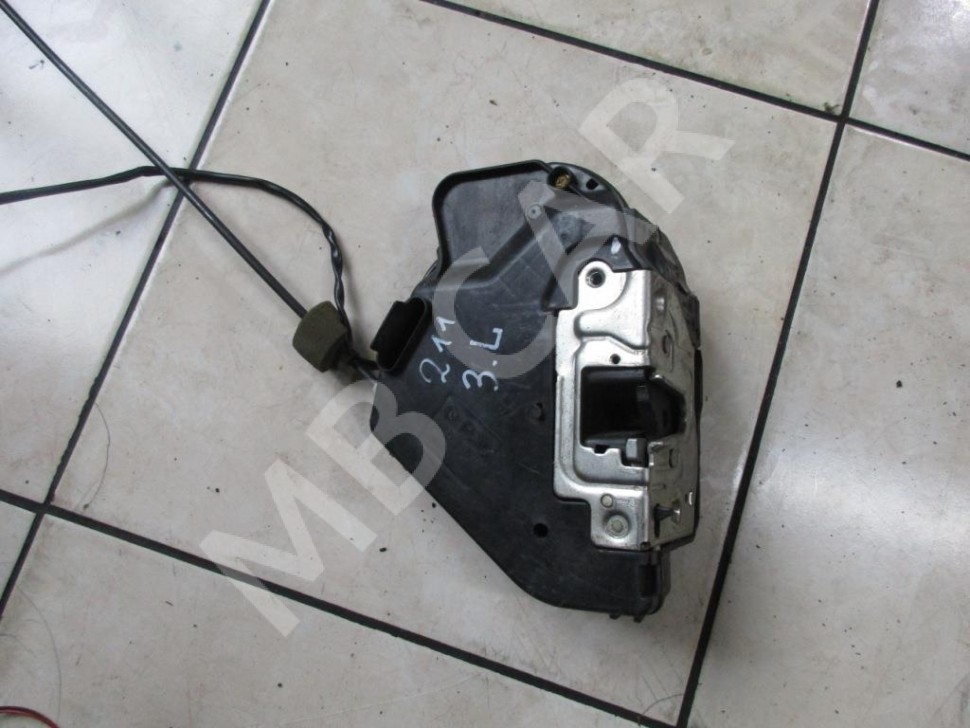 Замок двери задней левой MERCEDES-BENZ E-класс W211/S211 (2002 - 2006) фото 1 &mdash; Разборка Мерседес