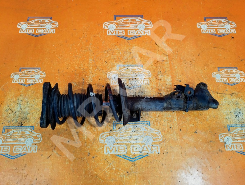 Стойка передняя MERCEDES-BENZ C-класс W204/S204 (2006 - 2011) фото 1 — Разборка Мерседес