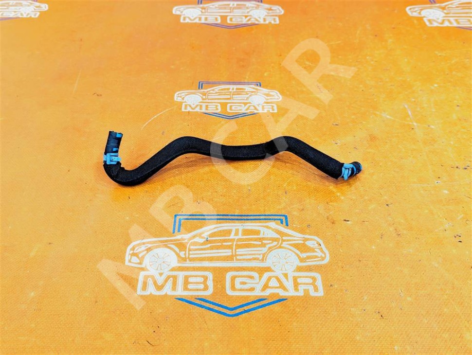 Шланг вентиляции MERCEDES-BENZ C-класс W204/S204 (2006 - 2011) фото 1 — Разборка Мерседес