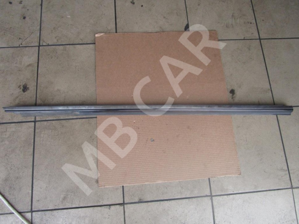 Молдинг стекла двери MERCEDES-BENZ S-класс W140 (1991 - 1998) фото 1 — Разборка Мерседес