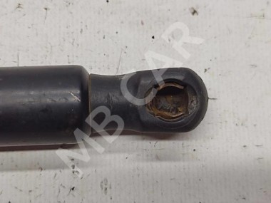 Амортизатор крышки багажника MERCEDES-BENZ V-класс W639 (2003 - 2014) — Разборка Мерседес