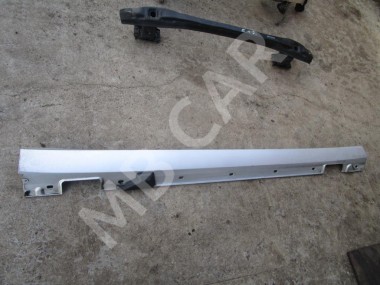 Порог пластиковый правый MERCEDES-BENZ E-класс W212/S212/C207/A207 рестайлинг (2013 - 2016) — Разборка Мерседес